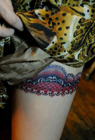 kvinde lår sexet trend blonder tatovering