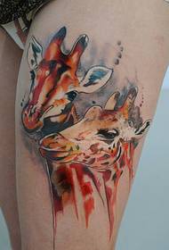 modello di tatuaggio testa di giraffa gamba
