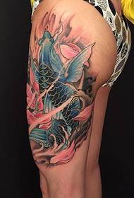 Oberschenkel Tintenfisch Lotus Tattoo
