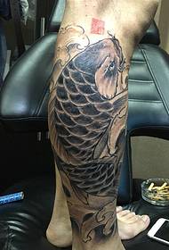 Quid 与 Татуировка из кальмара в сочетании черно-белой татуировки