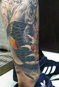 Tatuaggio di grande calamaro bianco e nero di vitello di Shui Lingling 39274 - Tatuaggio teschio indiano alla coscia