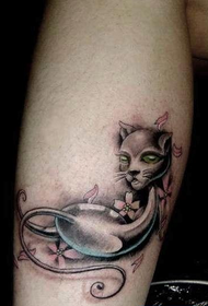 트렌드 귀여운 다리 고양이 문신 사진