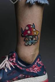 腿一小蘑菇紋身圖片很可愛