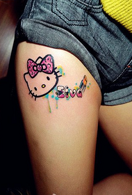 ფეხი ფერის Kitty კატა წერილი Tattoo ნიმუში