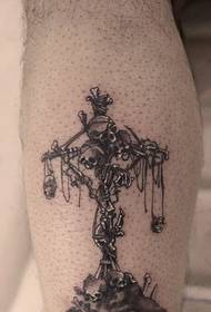noga fajna czaszka Libra tatuaż działa