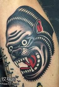Pattern di tatuaggi di gorilla in vitellu