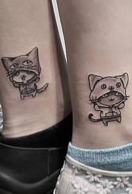 tatuaggio del tatuaggio di coppia del fumetto di personalità sulla caviglia
