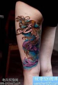 Modello tatuaggio gamba sirena
