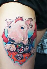 disegno del tatuaggio del terrier testa di vitello di colore gamba femminile