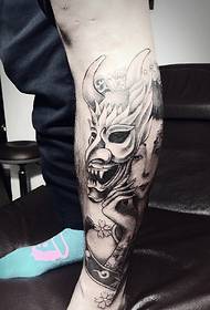 un delicato disegno del tatuaggio aiuola