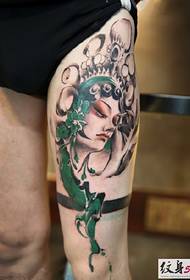 Gambe e fiori alla moda