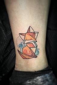 ụdị jumlogry obere foto fox tattoo