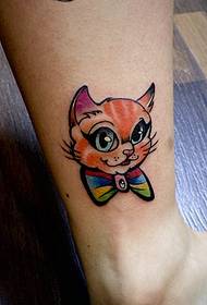 kis szín egy kis macska tetoválás képe