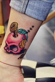 female legs Color small apple tattoo pattern