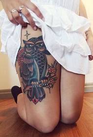女腿個性時尚好看的貓頭鷹紋身圖