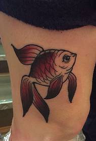 Un pequeno patrón de tatuaxe de peixe con patas realistas realistas