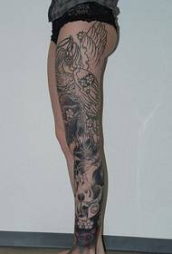 σέξι μακρύ πόδι μόδα λουλούδι τατουάζ τατουάζ