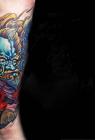 l'immagine del tatuaggio di piccole truppe coraggiose di colore delle gambe è molto attraente