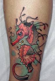 ранги гӯсола намунаи tattoo Hippocampus