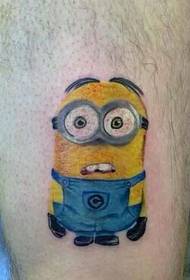 model mic de tatuaj bărbat galben