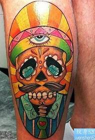 Leg color tattoo pattern