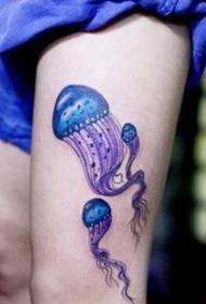 女性腿部漂亮好看的彩色水母纹身图案图片