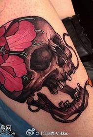 Oberschenkel Pfingstrose Tattoo Muster