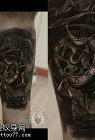 Kalf mechanisch horloge tattoo patroon