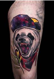 个性腿部手霸气愤怒的熊猫纹身图案图片