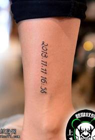 Modello di tatuaggio digitale momento storico