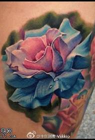Motif de tatouage rose élégant bleu