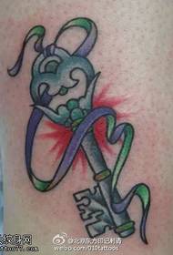 un modello di tatuaggio chiave colorato