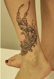 Bella immagine femminile del modello del tatuaggio di Phoenix