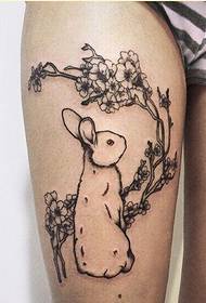 아름다움 성격 다리 토끼 문신 사진 그림