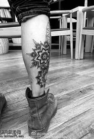 Leg sting sun flower assassin tattoo pattern