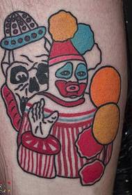 Becerro pintado dos patrones de tatuaje de payaso