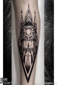 Теля геометричні елементи замку татуювання візерунок