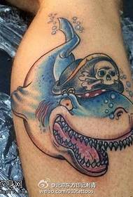 Classic shark pob txha taub hau tattoo txawv