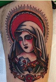 Gambe di personalità, immagine del modello del tatuaggio della Vergine Maria consigliata