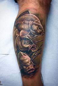 Modellu di tatuaggi di pesci di vitellu