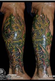 Modello tatuaggio colorato gamba meccanica