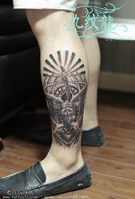 Klassinen ilmakehän antilooppi tatuointikuvio