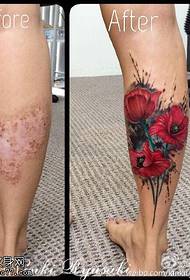 Testa di tatuaggi rossi cuncealer spate rossi