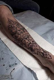 Κλασικό μοτίβο τατουάζ λουλουδιών καρδιάς