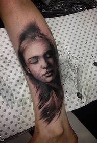 Calf girl tattoo pattern
