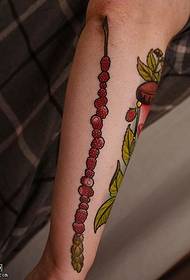 Model de tatuaj de fructe de picior