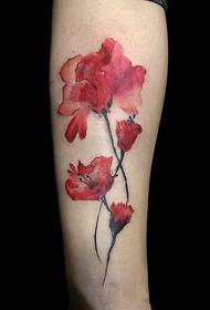 Uzuri unaosumbua, poppy, tatoo