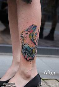 Пофарбовані малюнок татуювання милий зайчик