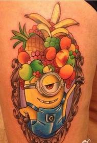 Smukke lille gule mand tatoveringsbillede på benet