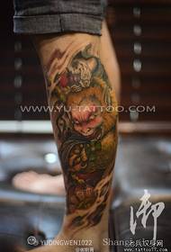 Immagini del tatuaggio Sun Wukong prepotente di colore delle gambe